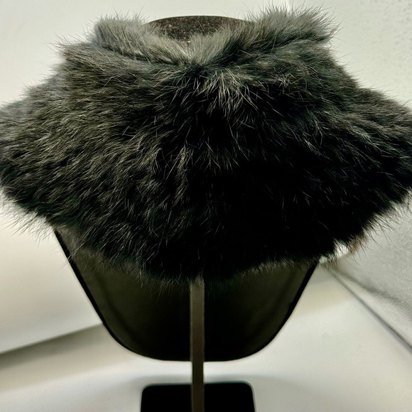 Tory Burch black rabbit hair accessory removable collar with buttons - Picture 3 of 7